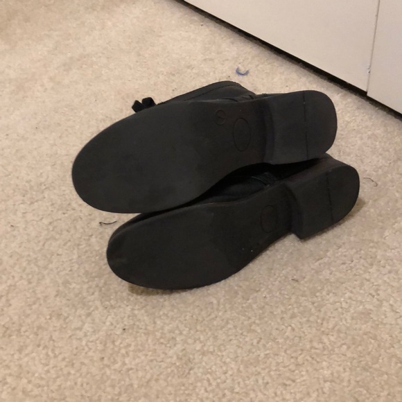 Black lace up combat boot - Picture 4 of 4